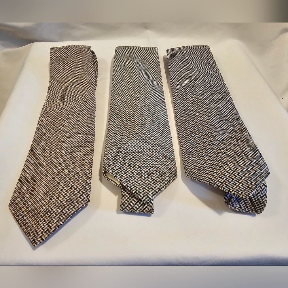 Bundle of 3 Vintage Men's Ties